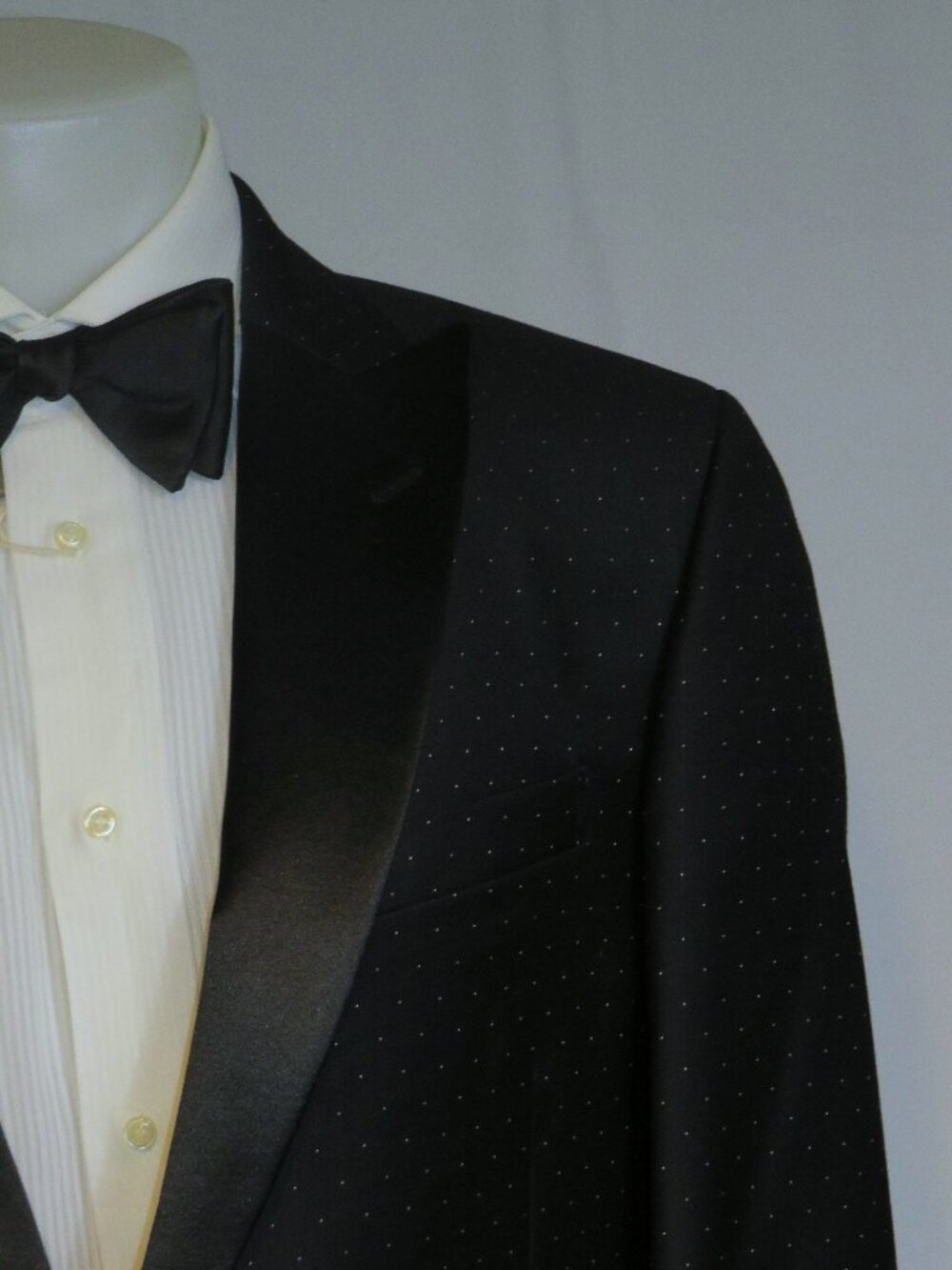 Brooks Brothers Regent Vitale Black Polka Dot One Button Tuxedo 42L NWT